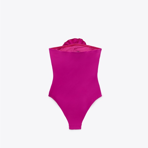 New without tag beautiful fushia one piece swimsuit - Picture 4 of 9